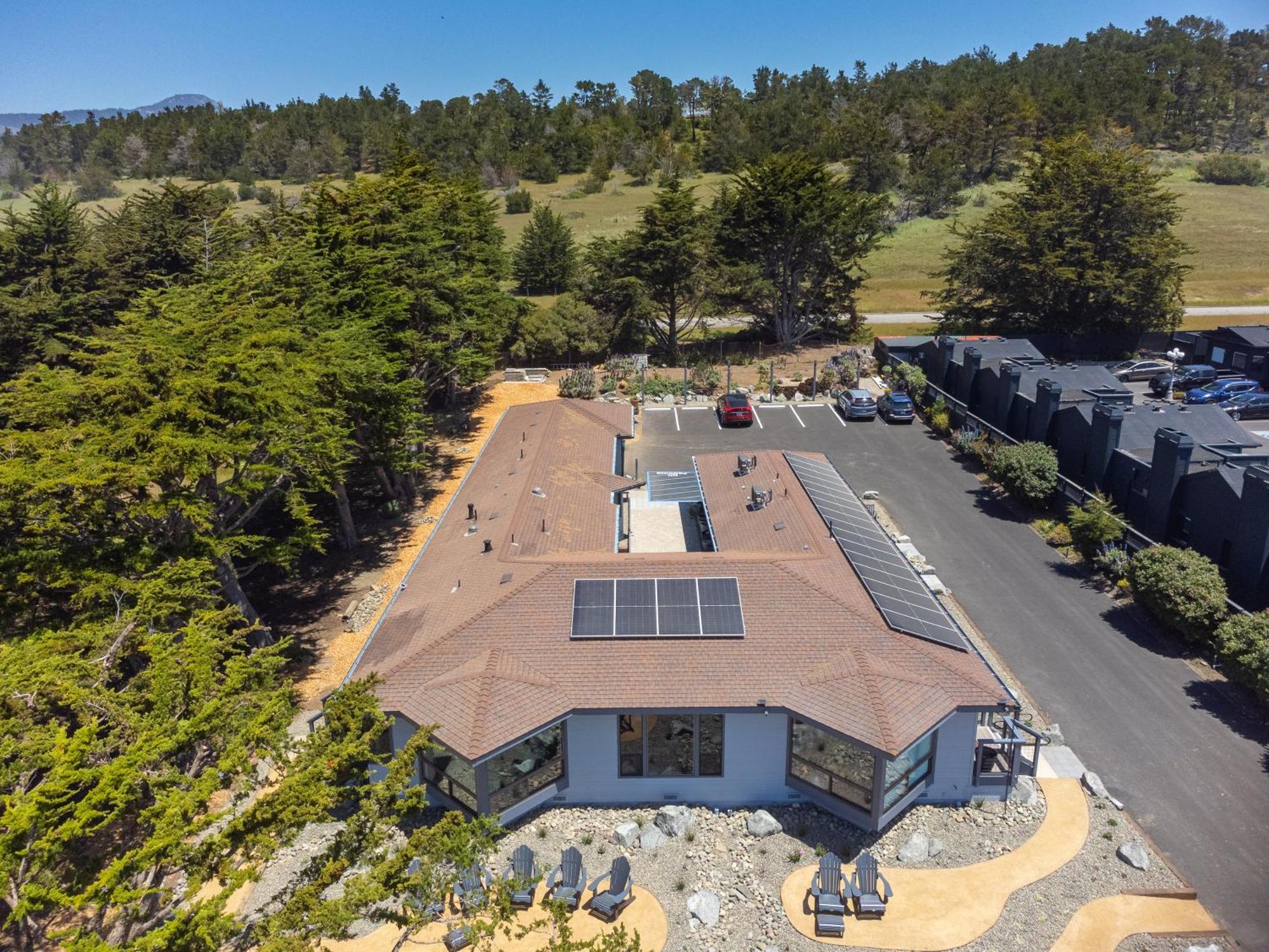 Windrush Inn - Cambria Exteriör bild